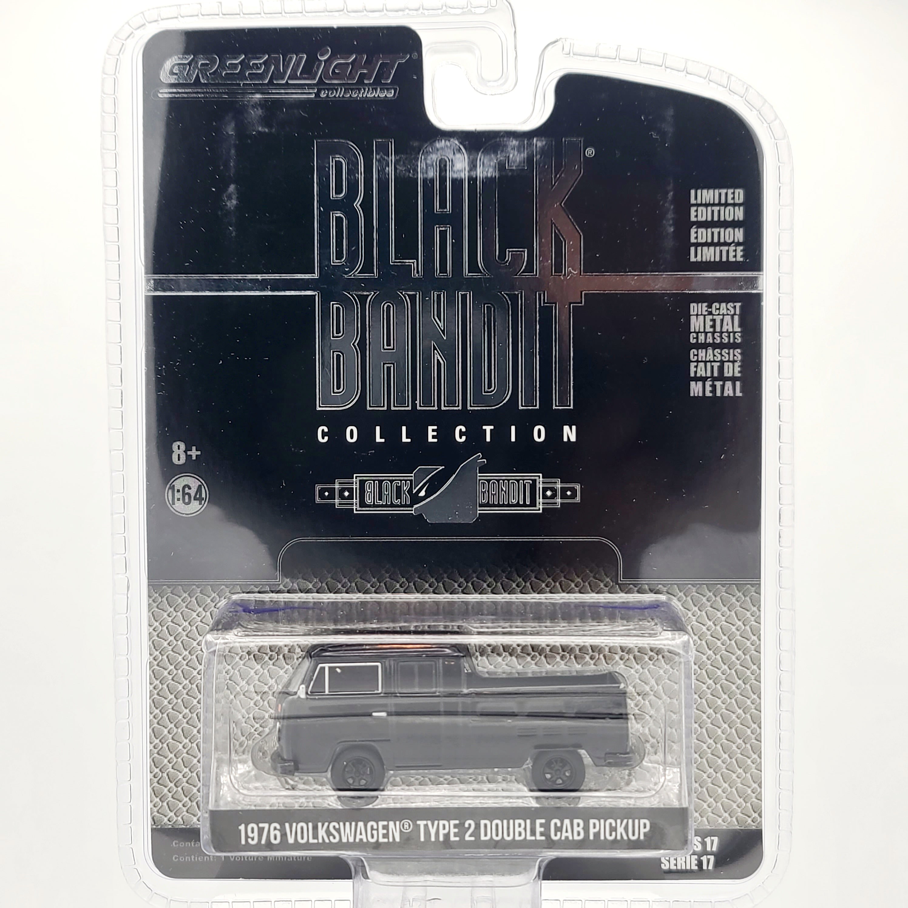GreenLight Collectibles '76 Volkswagen Type 2 Double Cab Pickup - 1:64 (2017 Black Bandit Series 17)